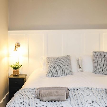 Endeavour, Staithes Bed & Breakfast Room photo