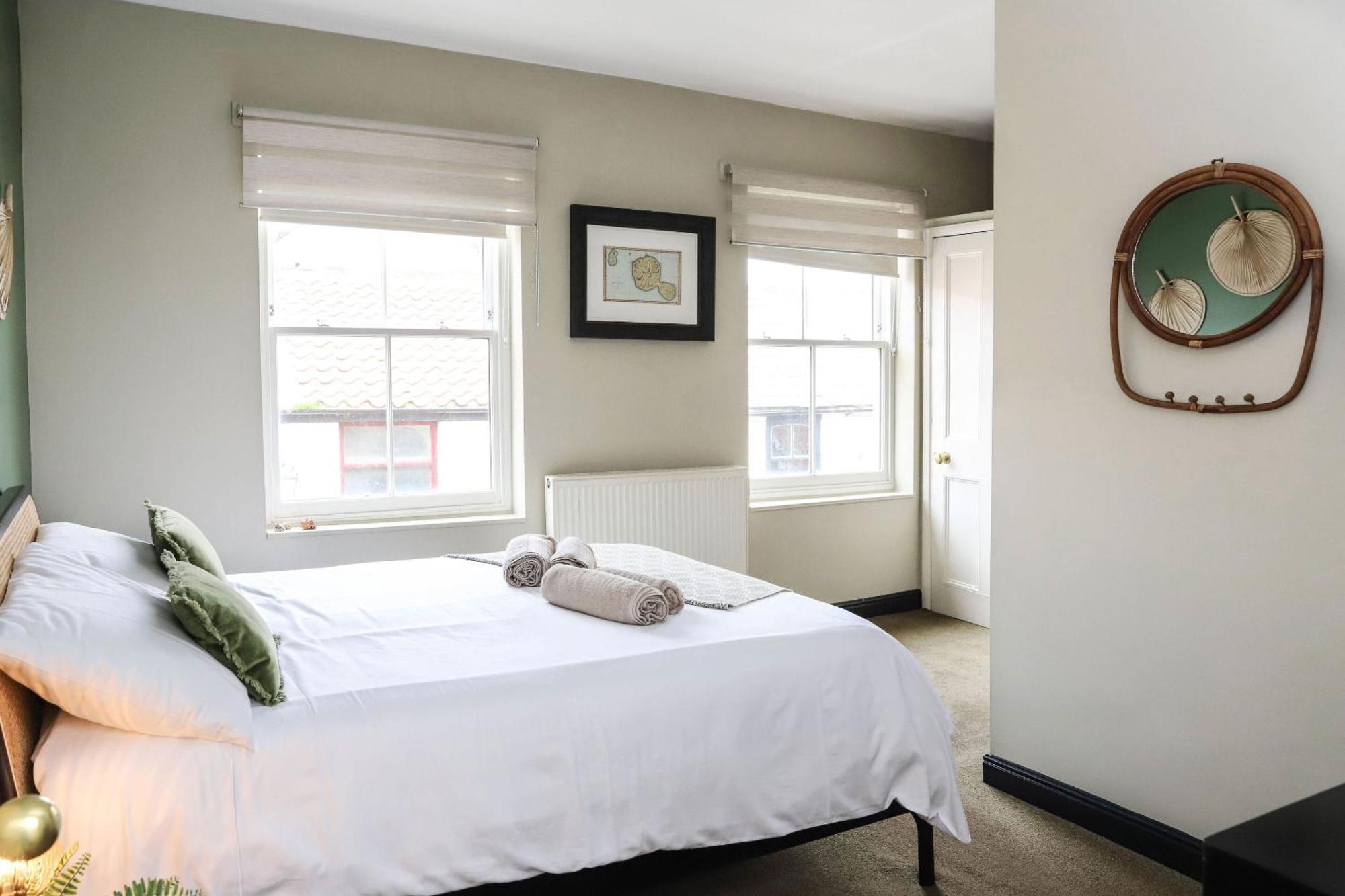 Endeavour, Staithes Bed & Breakfast Room photo