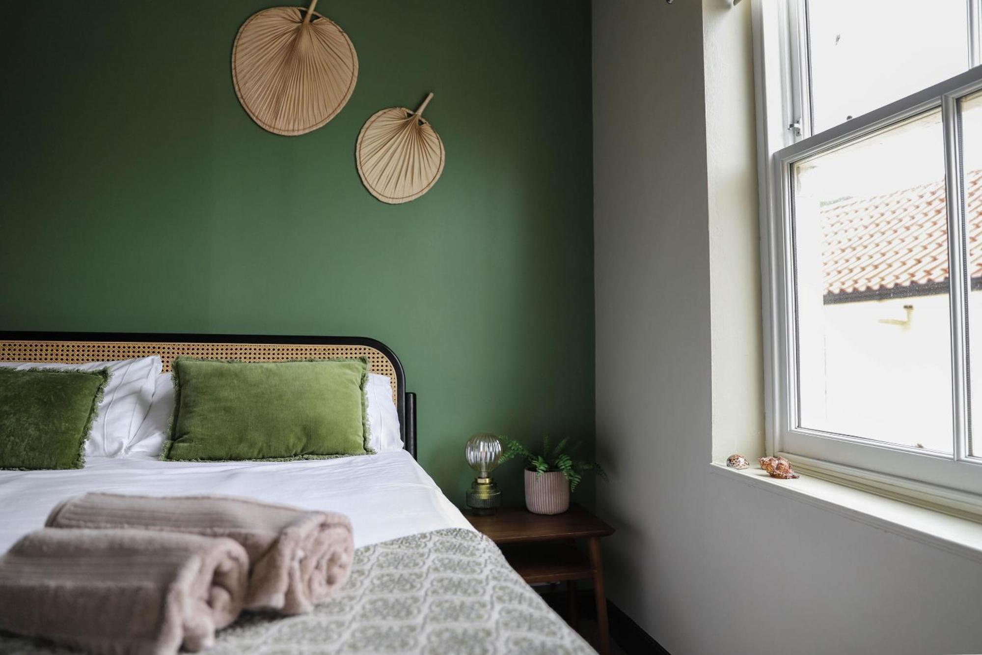 Endeavour, Staithes Bed & Breakfast Room photo