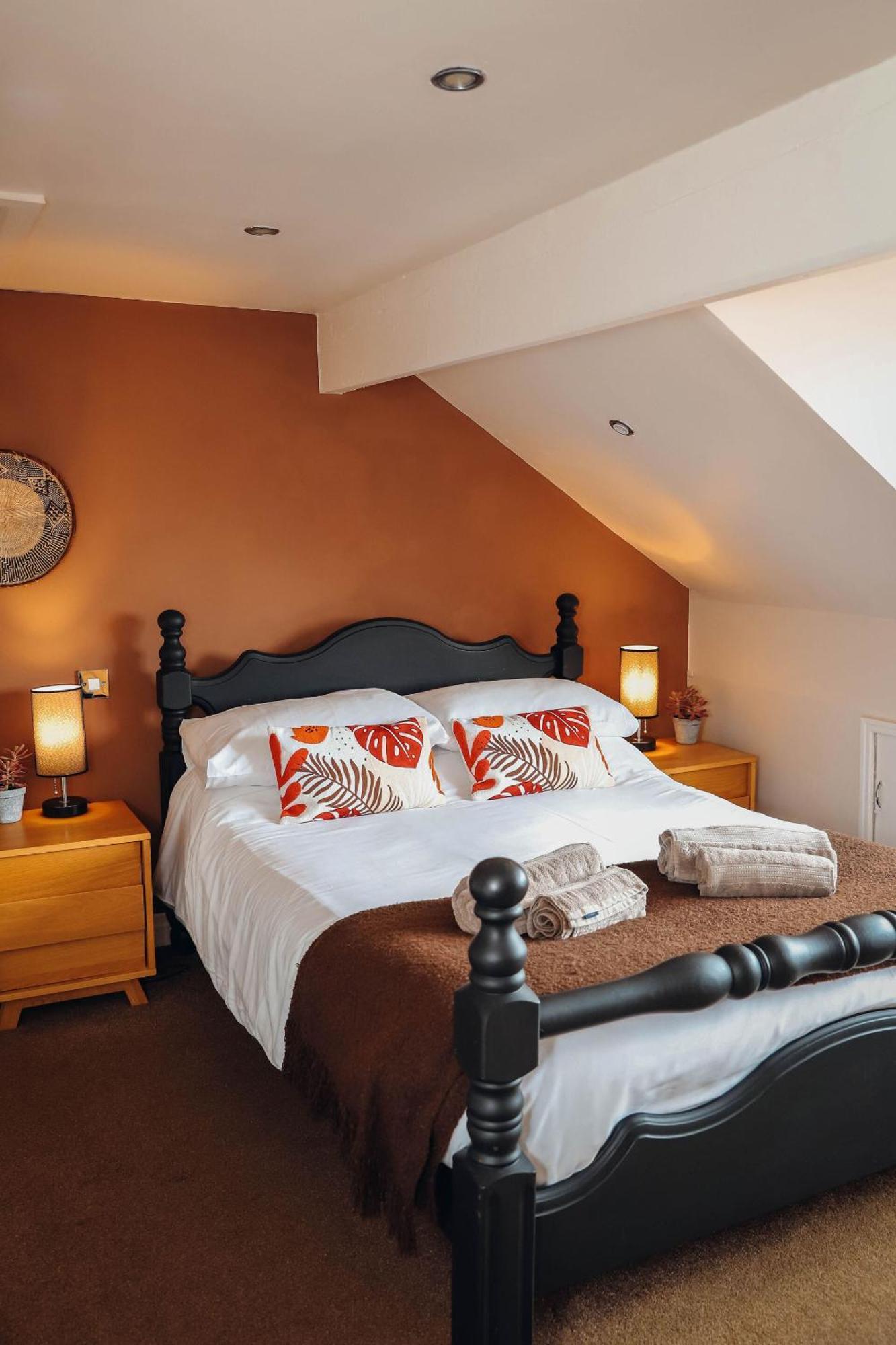 Endeavour, Staithes Bed & Breakfast Room photo